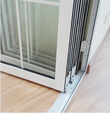 bi-folding door with colonial bars master - Doorwin Group Windows & Doors